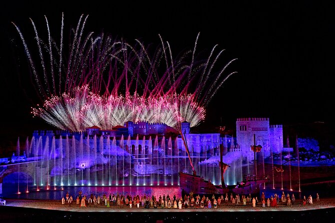 Visit Puy du Fou España by bus From Madrid - Puy du Fou España daytime: characters, birds of prey, and equestrian shows