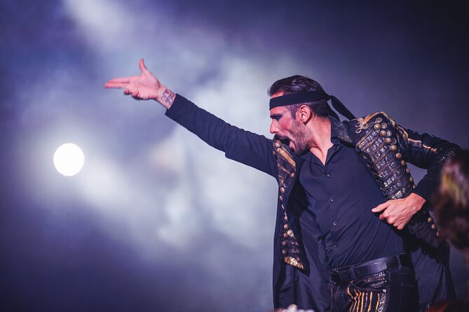 WAH Madrid : Show and Music Experience, Gastronomy and Party - The main show: how rock, pop, opera, flamenco, and electronica fit